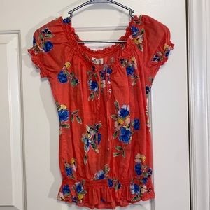 Hollister top size: SM